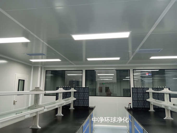 潔凈醫(yī)學(xué)實(shí)驗(yàn)室空調(diào)系統(tǒng)的分類(lèi)與特點(diǎn)